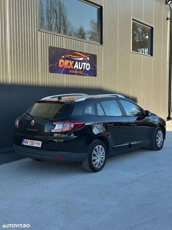 Second-hand Renault Mégane GrandTour Dynamique 110 CP (80 kW) 2014 Culoarenegru Break