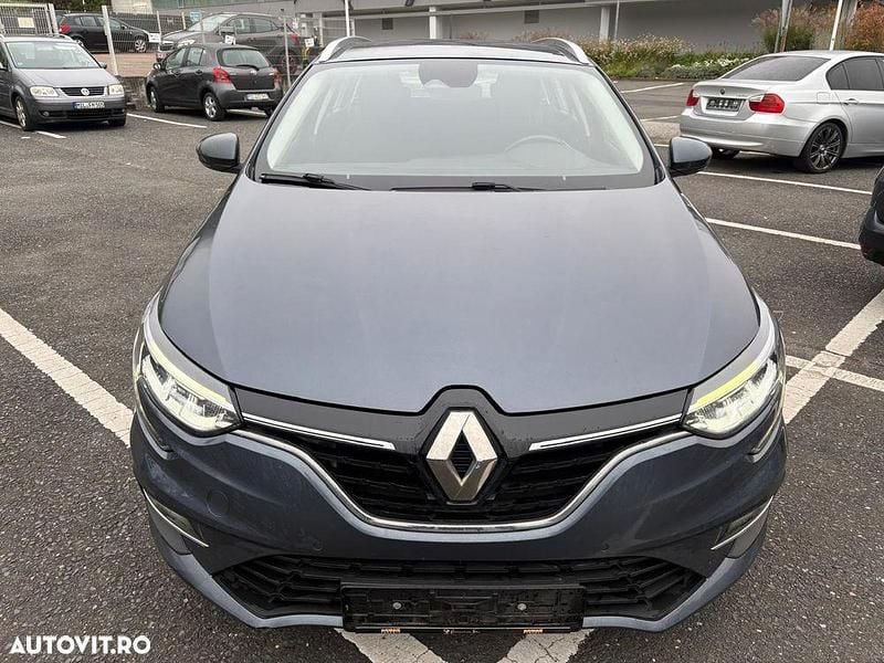 Culoaregri Utilizat 2021 Renault Mégane GrandTour Intens Break | 9.700 EUR (Preț bun) - Imagine 1/4