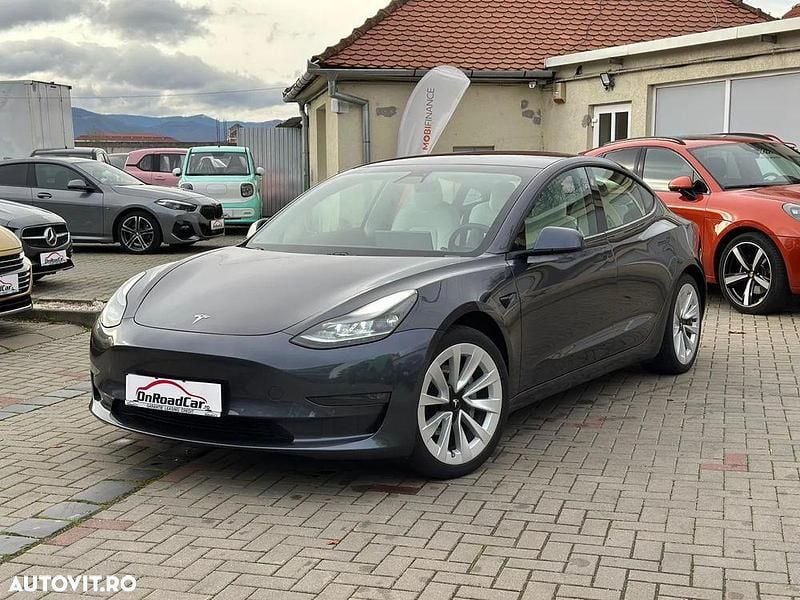 Culoaregri Utilizat 2021 Tesla Model 3 Berlinǎ | 30.750 EUR (Preț OK) - Imagine 1/4