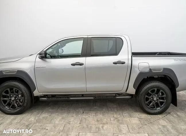 Second-hand Toyota HiLux 204 CP (150 kW) 2024 Culoaregri Pickup