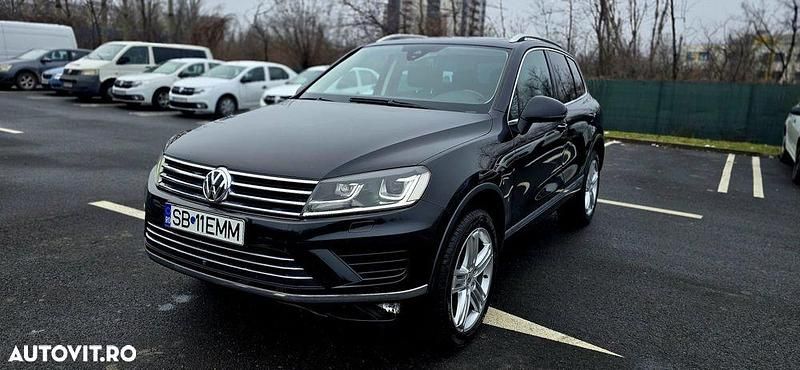 Second-hand VW Touareg Terrain Tech 262 CP (192 kW) 2015 Culoarenegru SUV