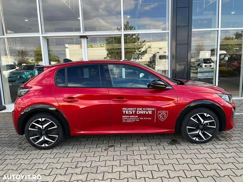 Nouă Peugeot 208 GT-line 100 CP (73 kW) 2025 Culoarerosu Hatchback