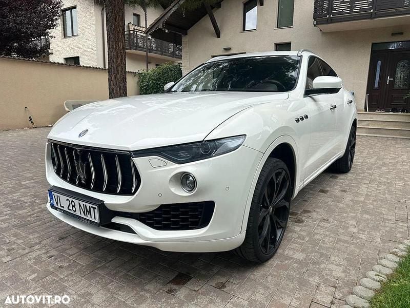 Culoarealb Utilizat 2017 Maserati Levante SUV | 29.999 EUR (Preț OK) - Imagine 1/4
