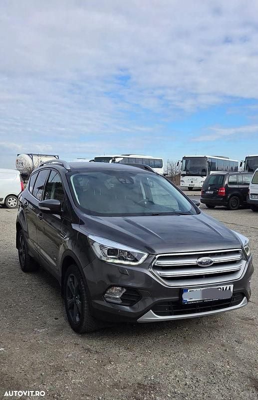 Second-hand Ford Kuga Titanium 150 CP (110 kW) 2018 Culoaregri SUV