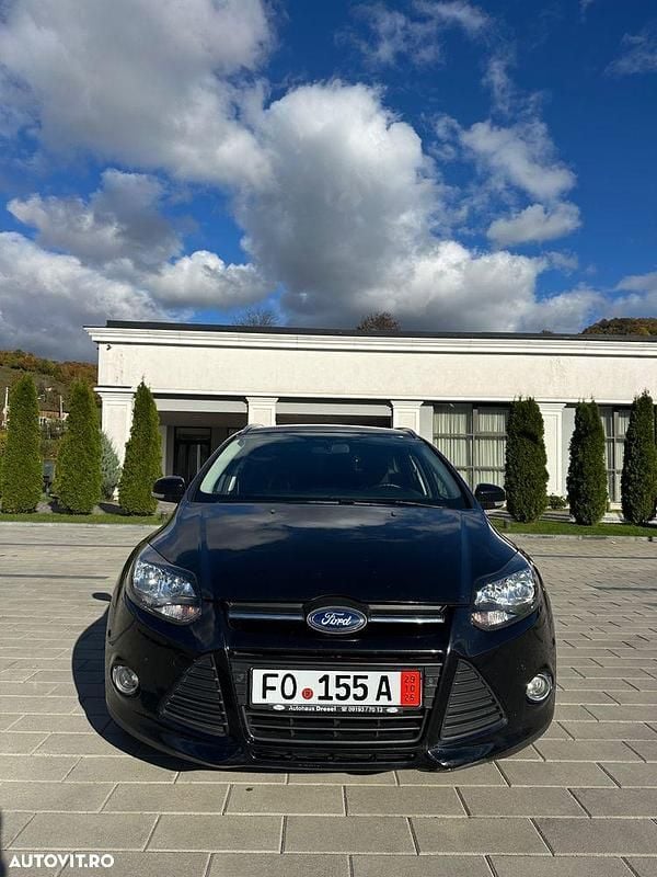 Culoarenegru Utilizat 2013 Ford Focus Break | 3.790 EUR (Preț bun) - Imagine 1/4