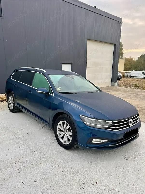 Albastru Utilizat 2020 VW Passat Business Break | 12.755 EUR (Super Preț) - Imagine 1/4