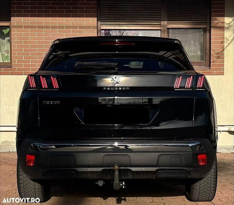 Second-hand Peugeot 3008 Allure 130 CP (95 kW) 2022 Culoarenegru SUV