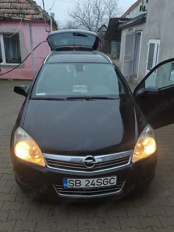 Second-hand Opel Astra 116 CP (85 kW) 2008 Break