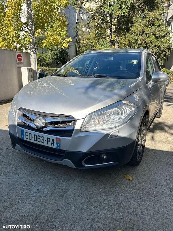 Culoareargint Utilizat 2016 Suzuki SX4 S-Cross SUV | 9.900 EUR (Preț OK) - Imagine 1/4