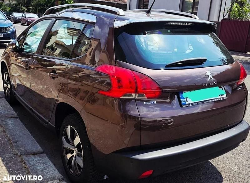 Culoaremaro Utilizat 2015 Peugeot 2008 SUV | 10.500 EUR (Puțin scump) - Imagine 1/4
