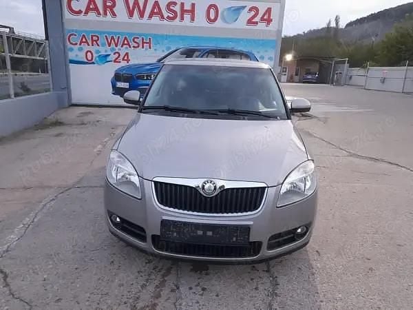 Utilizat 2008 Skoda Fabia Hatchback | 1.600 EUR (Preț bun) - Imagine 1/4
