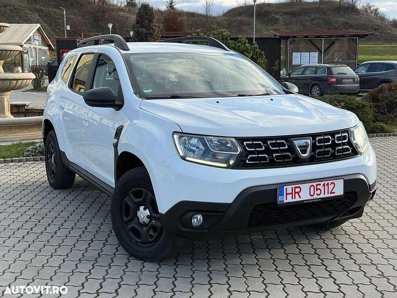 Culoarealb Utilizat 2020 Dacia Duster Celebration SUV | 11.450 EUR (Preț bun) - Imagine 1/4