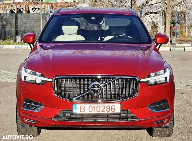 Culoarerosu Utilizat 2021 Volvo XC60 Inscription SUV | 31.200 EUR (Super Preț) - Imagine 1/4