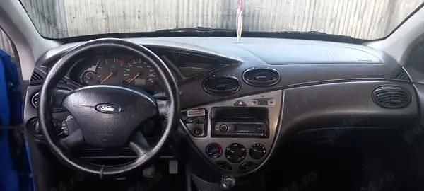 Second-hand Ford Focus 90 CP (66 kW) 2002 Hatchback