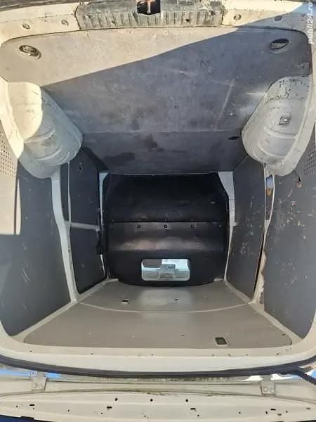 Second-hand VW T5 105 CP (77 kW) 2008 Alb Van