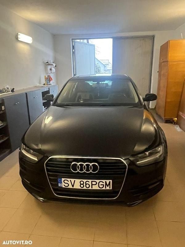 Culoarenegru Second-hand 2013 Audi A4 Berlinǎ | 9.200 EUR (Preț OK) - Imagine 1/4