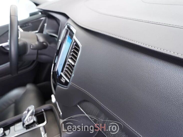 Alb Utilizat 2020 Volvo XC90 SUV | 65.450 EUR - Imagine 1/4
