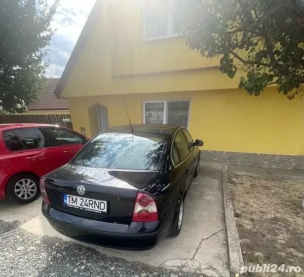 Utilizat 2005 VW Passat Berlinǎ | 1.800 EUR (Preț bun) - Imagine 1/4