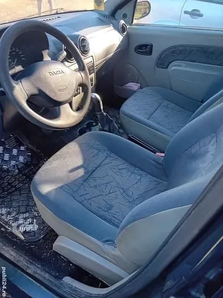 Utilizat 2005 Dacia Logan Berlinǎ | 700 EUR (Preț bun) - Imagine 1/4