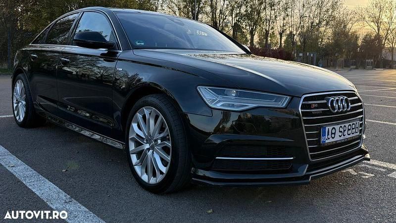Second-hand Audi A6 Comfort 272 CP (200 kW) 2015 Culoarenegru Berlinǎ