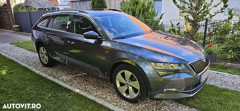 Culoaregri Utilizat 2016 Skoda Superb Ambition Break | 9.900 EUR - Imagine 1/4