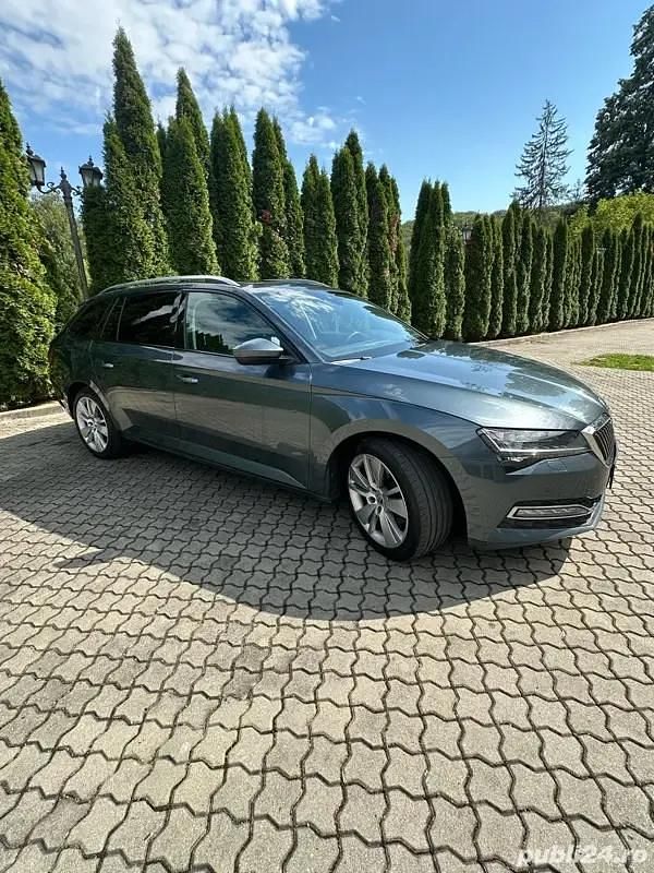 Utilizat 2020 Skoda Superb Break | 18.200 EUR (Preț OK) - Imagine 1/4