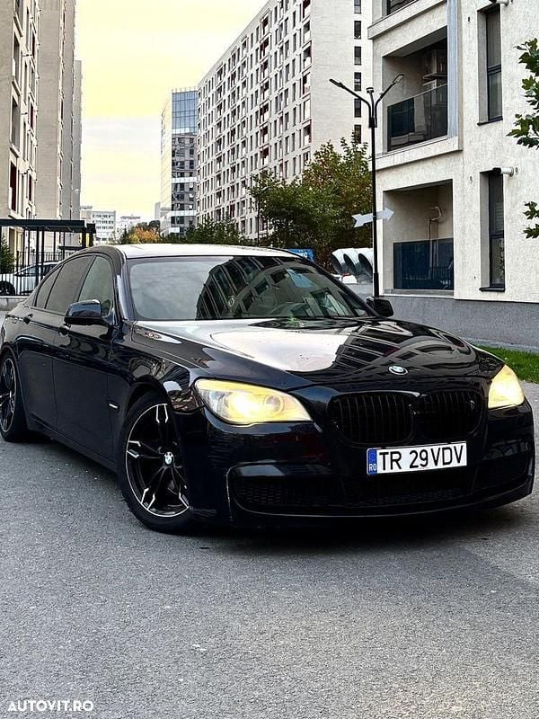 Culoarealbastru Utilizat 2011 BMW 730 M Sport Berlinǎ | 9.600 EUR - Imagine 1/4