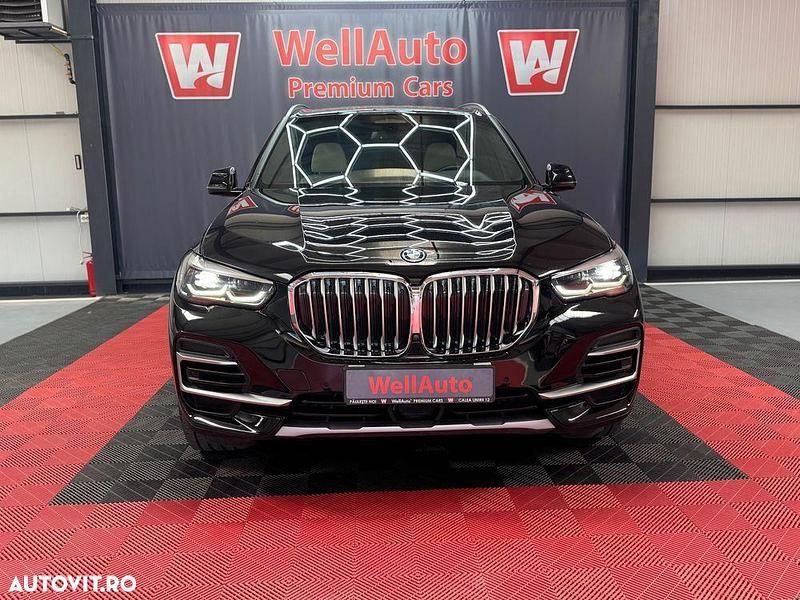 Culoarenegru Utilizat 2022 BMW X5 Comfort Edition SUV | 47.900 EUR (Preț bun) - Imagine 1/4