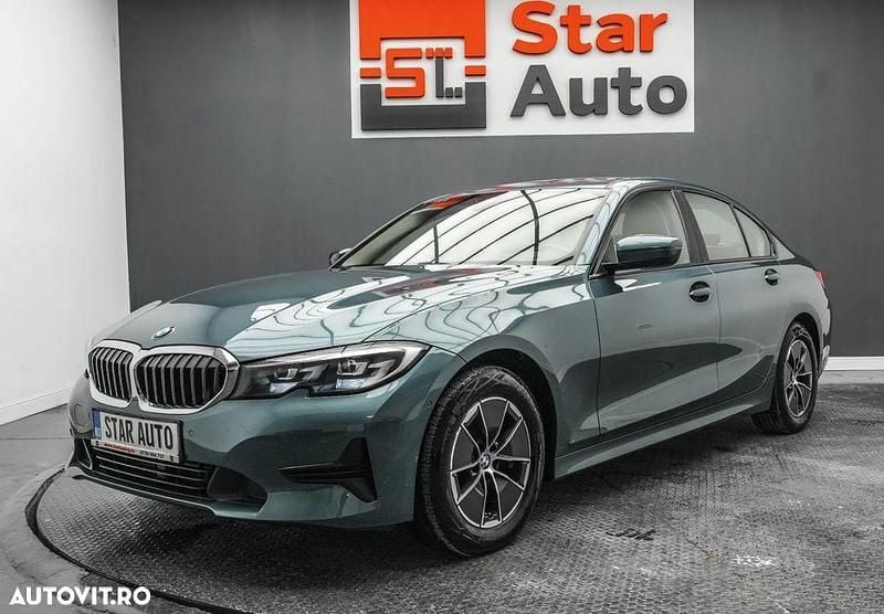 Culoarealbastru Utilizat 2021 BMW 320 Berlinǎ | 25.990 EUR (Preț bun) - Imagine 1/4