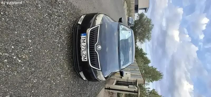 Negru Utilizat 2013 Skoda Rapid Hatchback | 5.450 EUR - Imagine 1/4