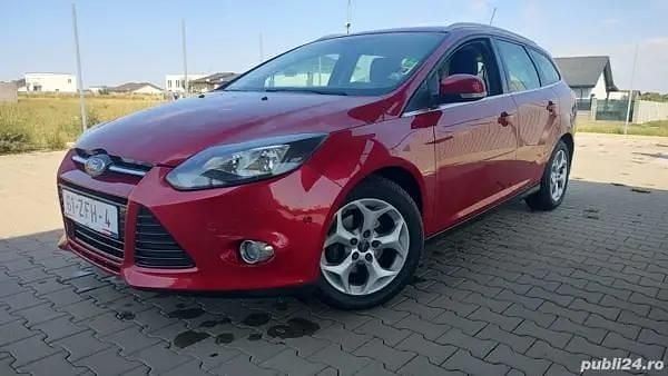 Culoarealte culori Second-hand 2013 Ford Focus Titanium Break | 3.999 EUR (Preț bun) - Imagine 1/4