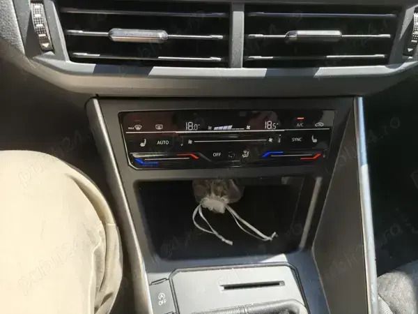 Utilizat 2022 VW Taigo Life SUV | 17.000 EUR (Preț bun) - Imagine 1/2