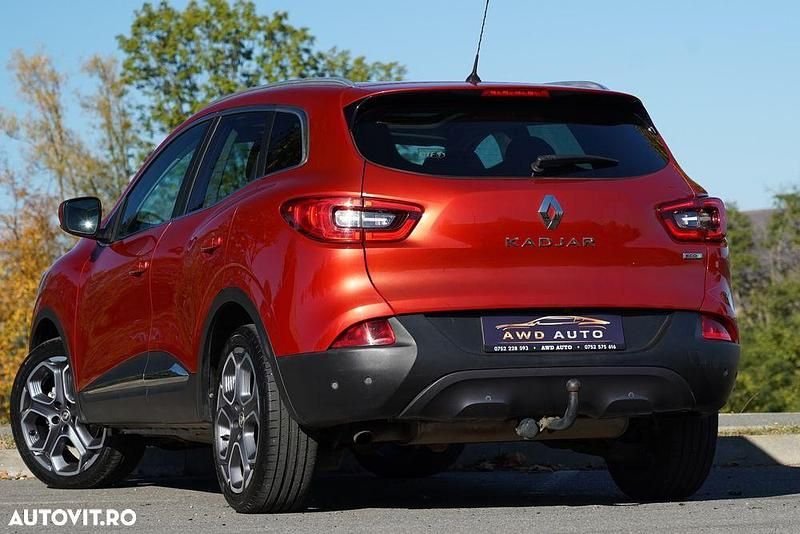 Second-hand Renault Kadjar Intens 110 CP (80 kW) 2016 Culoarerosu SUV