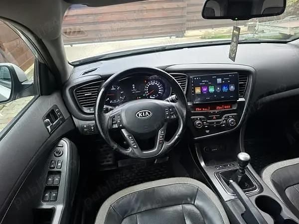Argintiu Second-hand 2013 Kia Optima Berlinǎ | 7.250 EUR (Preț OK) - Imagine 1/4