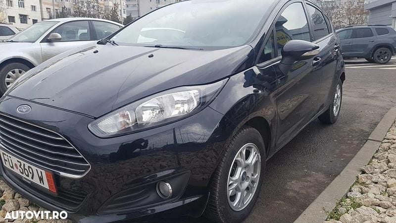 Culoarenegru Utilizat 2013 Ford Fiesta Trend | 3.950 EUR (Preț OK) - Imagine 1/4
