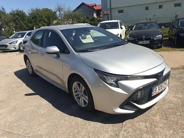 Argintiu Utilizat 2020 Toyota Corolla Hatchback | 16.700 EUR - Imagine 1/4