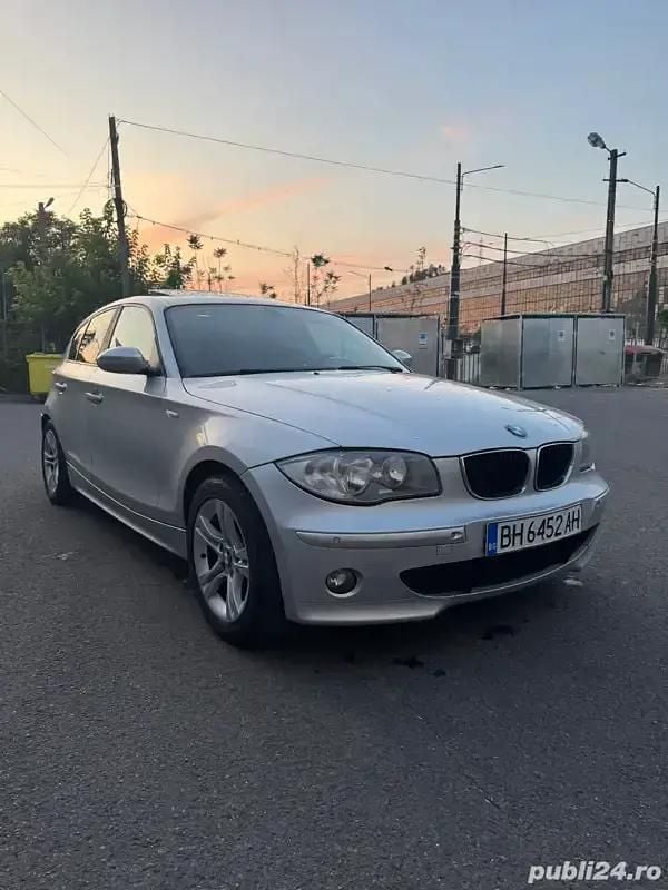 Utilizat 2006 BMW 120 Hatchback | 2.400 EUR (Preț bun) - Imagine 1/4