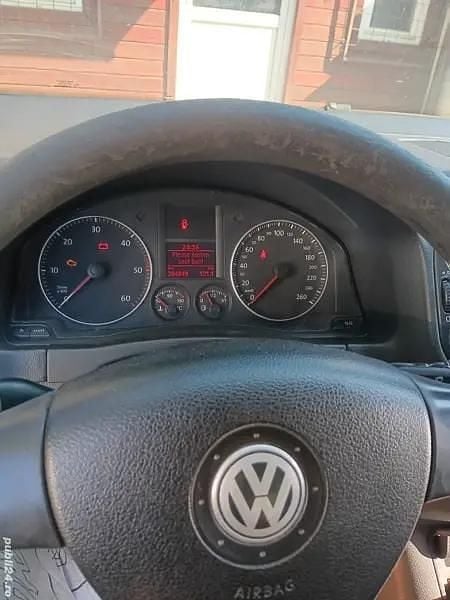 Utilizat 2005 VW Golf V | 1.900 EUR (Preț bun) - Imagine 1/4