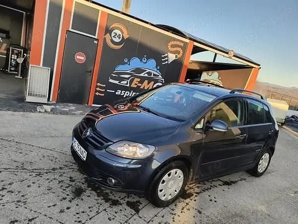 Second-hand VW Golf VI 122 CP (89 kW) 2009 Hatchback