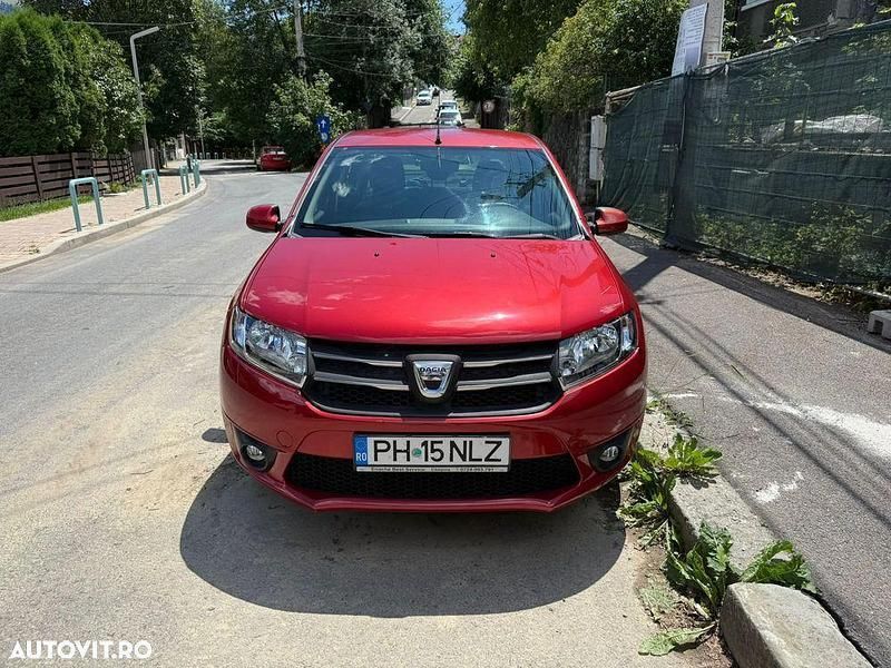 Rosu Utilizat 2015 Dacia Logan Ambiance Berlinǎ | 5.500 EUR (Preț bun) - Imagine 1/4