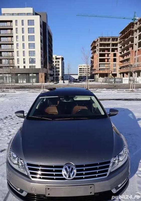 Second-hand VW CC 140 CP (102 kW) 2014 Auriu Berlinǎ