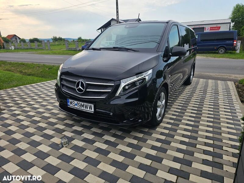 Negru Utilizat 2017 Mercedes Vito Monovolum | 20.700 EUR - Imagine 1/4
