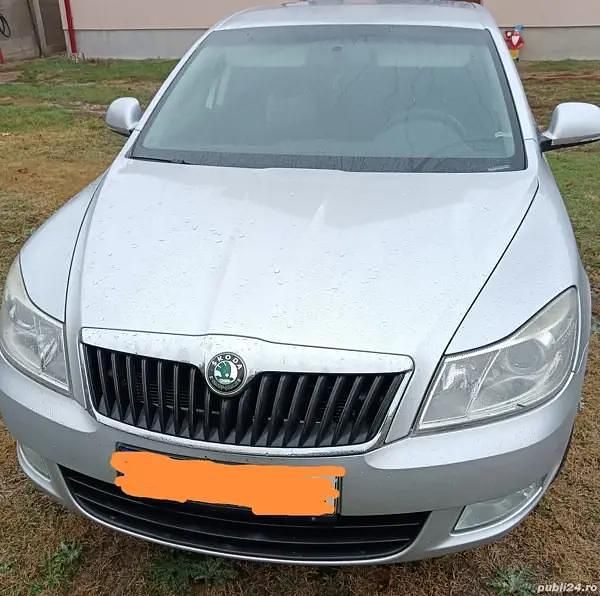 Utilizat 2011 Skoda Octavia Berlinǎ | 4.300 EUR (Preț OK) - Imagine 1/4