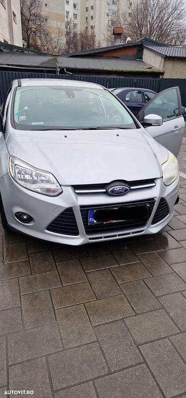 Second-hand Ford Focus 115 CP (84 kW) 2012 Culoaregri Hatchback