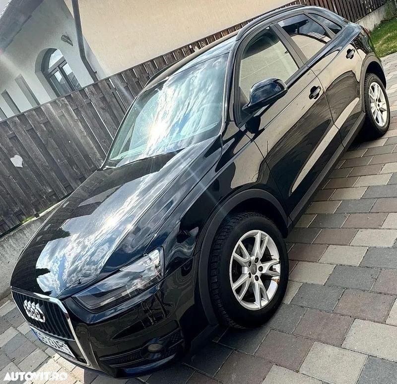 Culoarenegru Utilizat 2013 Audi Q3 SUV | 11.500 EUR (Preț OK) - Imagine 1/4