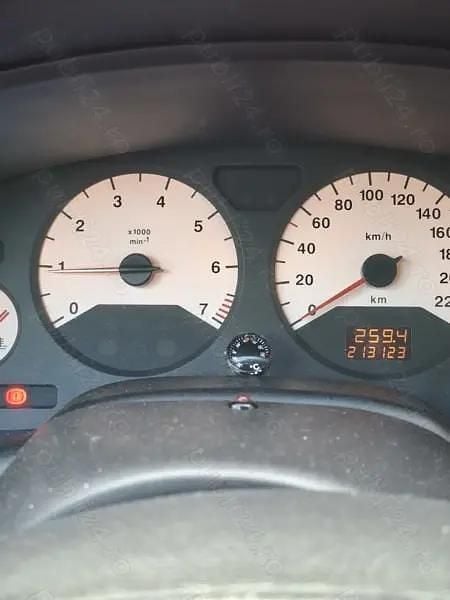 Gri Utilizat 2001 Opel Astra Hatchback | 800 EUR (Preț bun) - Imagine 1/4