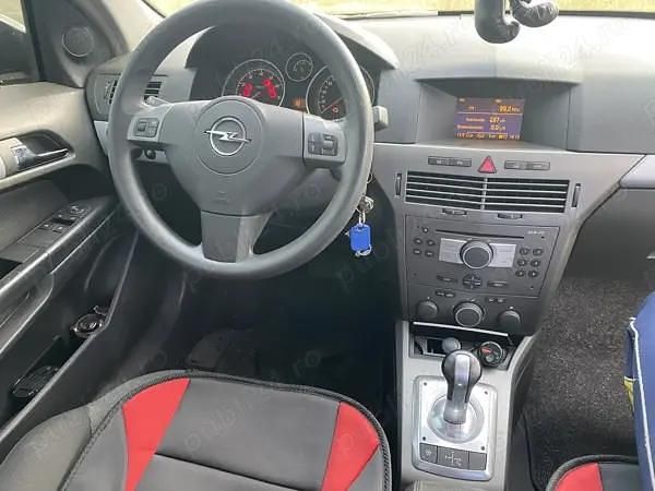 Second-hand Opel Astra 105 CP (77 kW) 2005 Hatchback