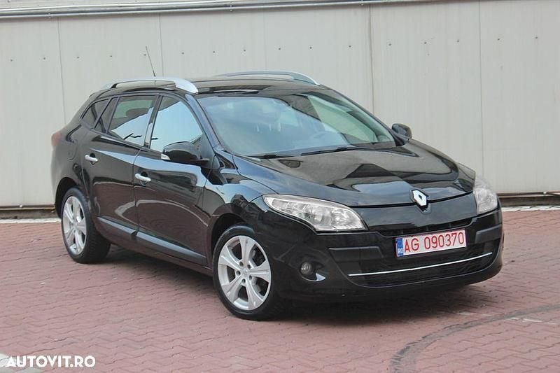 Negru Utilizat 2012 Renault Mégane GrandTour Dynamique Break | 4.290 EUR (Preț OK) - Imagine 1/4