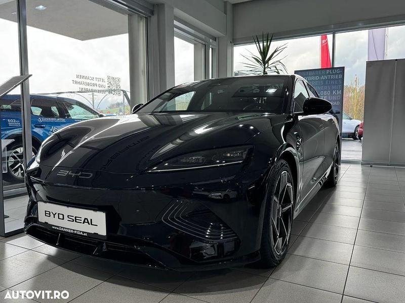 Culoarenegru Utilizat 2024 BYD Seal Berlinǎ | 39.990 EUR - Imagine 1/4