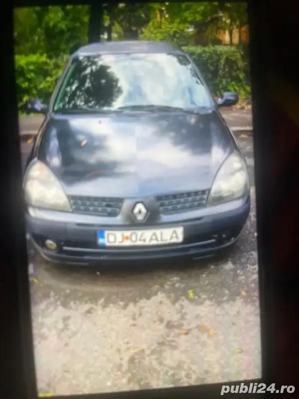 Utilizat 2004 Renault Clio II Hatchback | 950 EUR (Super Preț) - Imagine 1/4